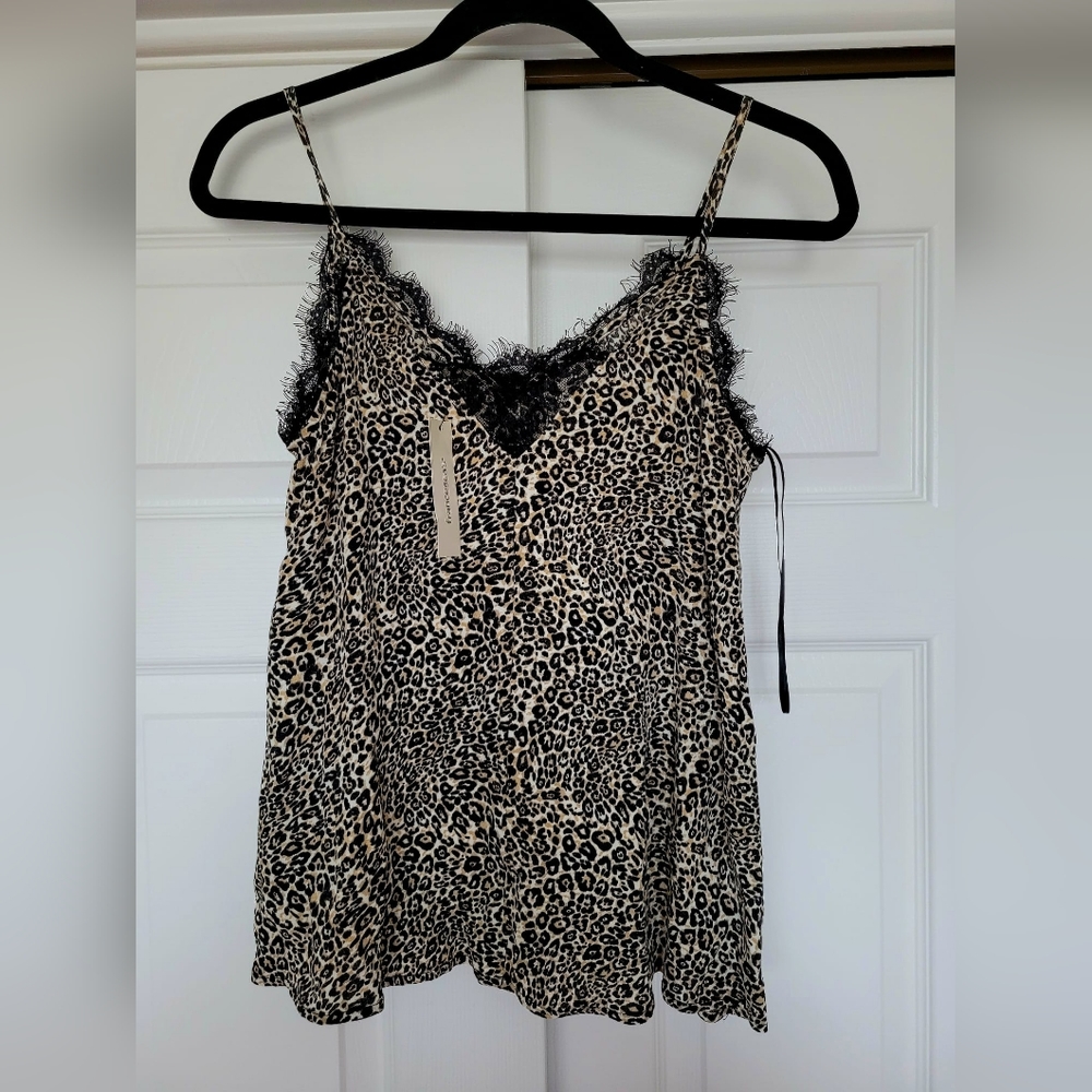 NWT Francesca's Women's Tank Top Animal Print Black Lace Trim 100% Viscose XS - Picture 2 of 12